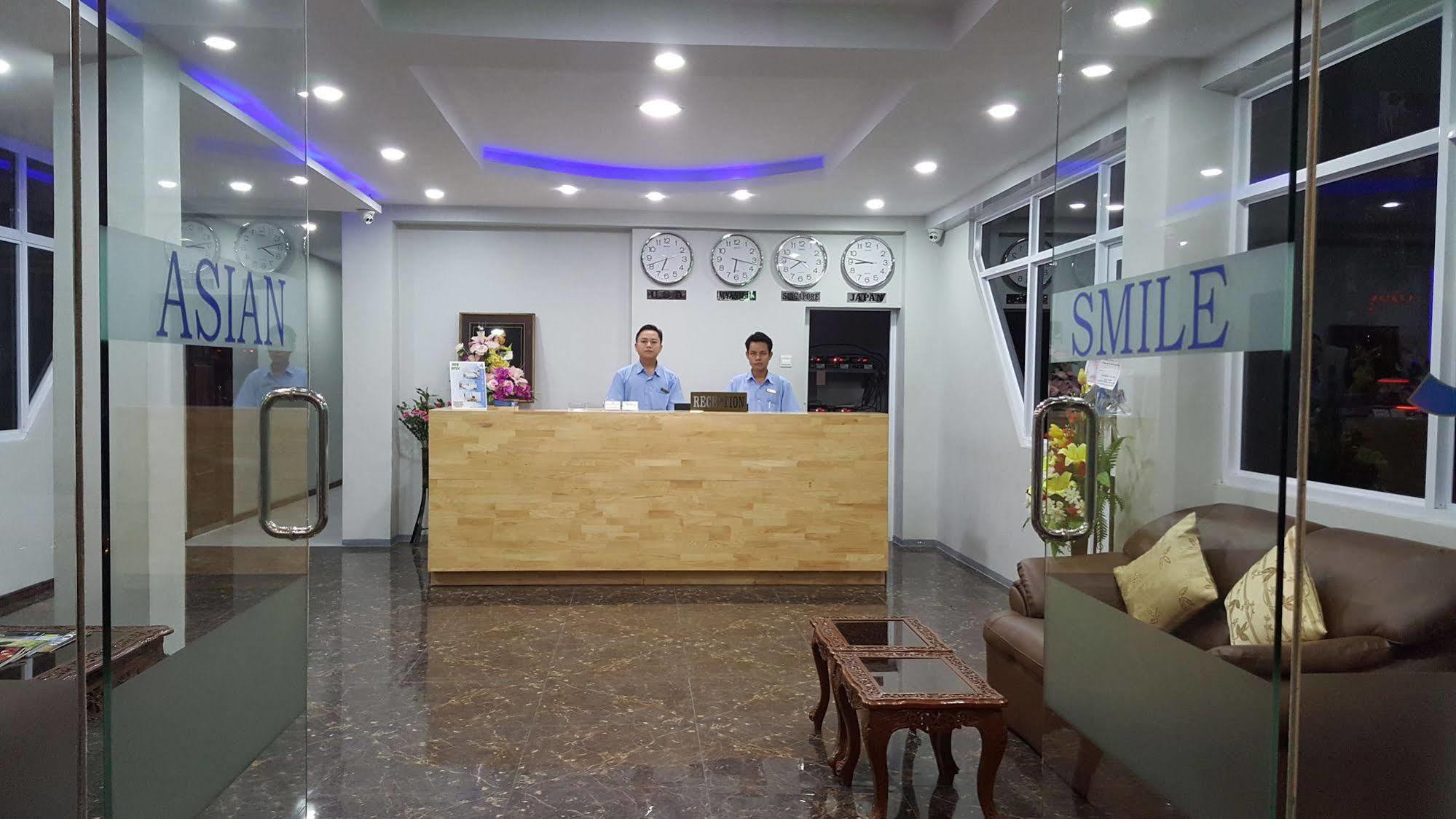 Asian Smile Hotel Yangon Extérieur photo